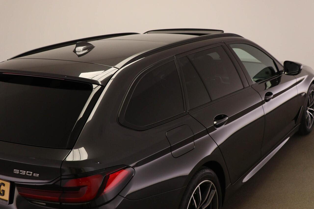 BMW 5-SERIE Touring 530e M-Sport Business Edition Plus | PANORAMADAK | COMFORT ACCES / SAFETY / PARKING- PACK | HEAD UP