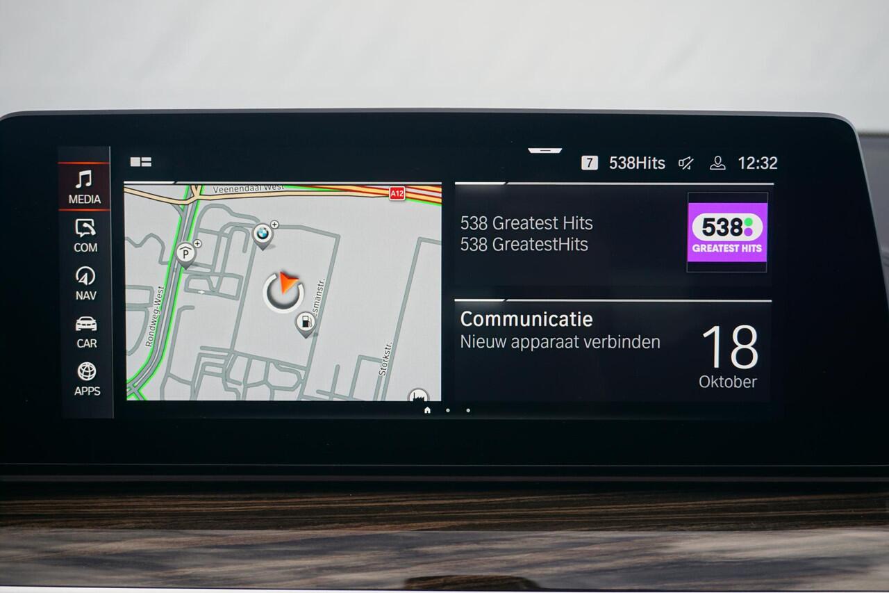 BMW 5-SERIE Touring 530i High Executive Edition | M Sport / Elektrisch panorama-dak / Comfortstoelen / Head-up / HIFI / Comfort Access / Dodehoek detectie