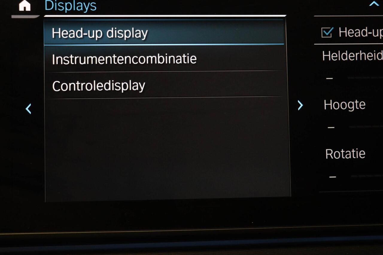 BMW 5-SERIE Touring 530e M-Sport Business Edition Plus | PANORAMADAK | COMFORT ACCES / SAFETY / PARKING- PACK | HEAD UP