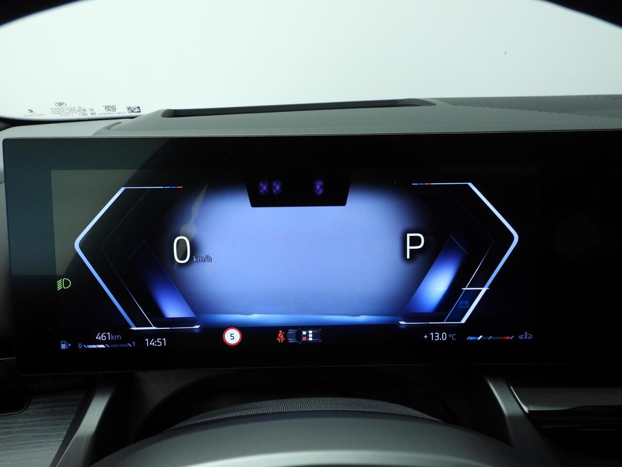 BMW 5-SERIE Touring 540d xDrive | M-Sportpakket | LED | HUD | Schuifdak | Active cruise | Elektr. zetels | DAB | Bowers & Wilkins sound | Alu 21 inch