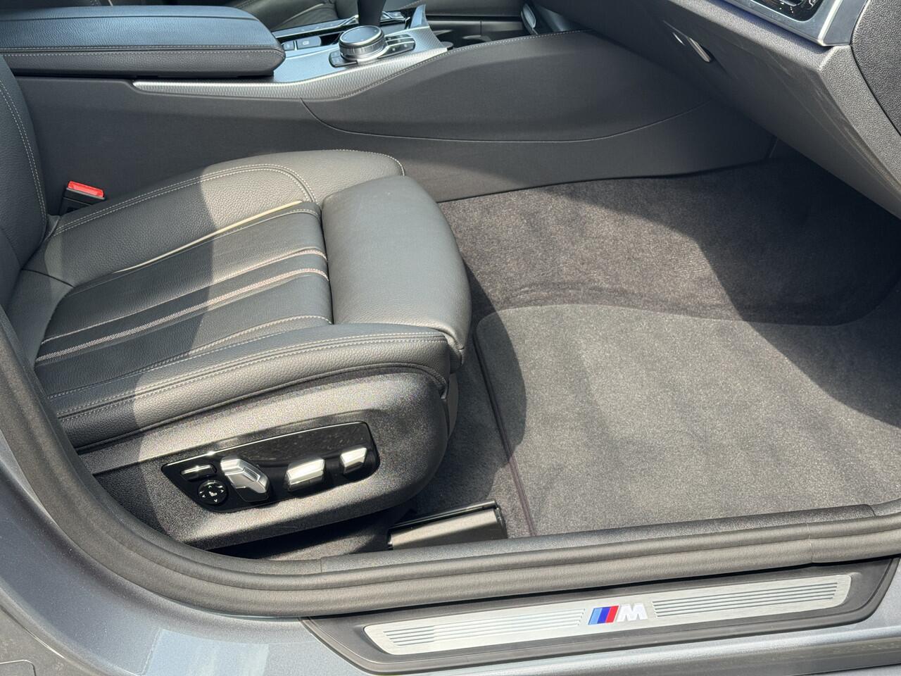 BMW 5-SERIE 530e xDrive iPerformance High Executive M Pakket, 360 Camera, Harman Kardon, Navigatie . Een proefrit levert het bewijs. Neem contact op en we maken een afspraak!