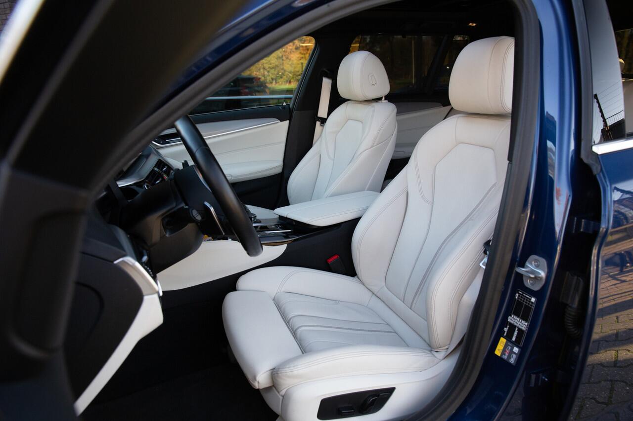 BMW 5-SERIE Touring 530e xDrive High Executive M-Sport , 4 wielsturing Panoramadak, Adap. cruise, Trekhaak, Laser