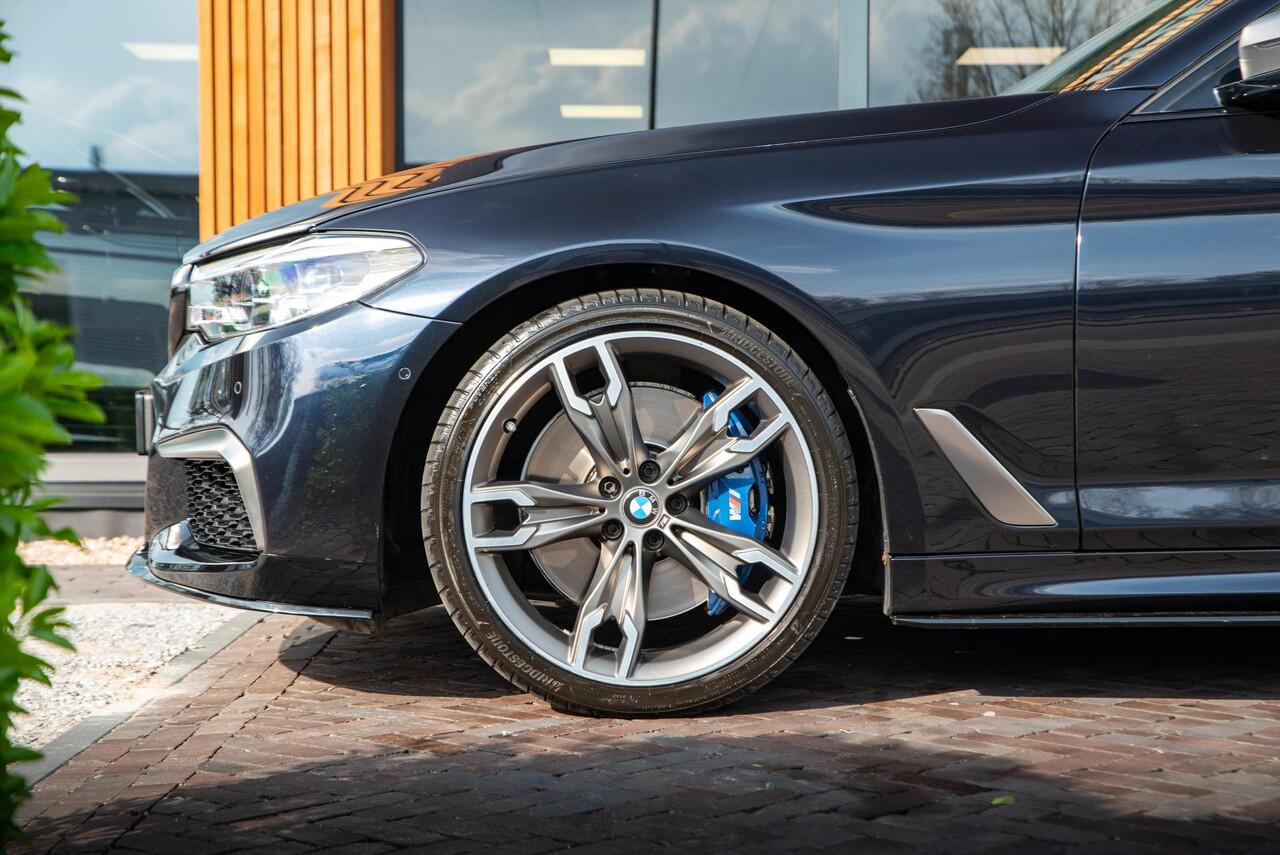 BMW 5-SERIE Touring M550d xDrive High Executive Panodak Adapt. cruise 360Cam