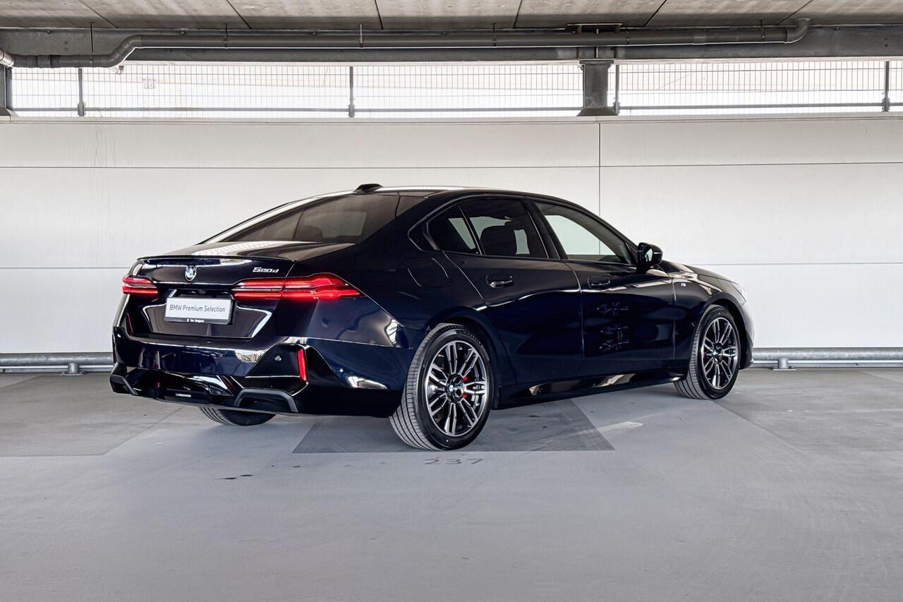 BMW 5-SERIE Sedan 520d M Sport