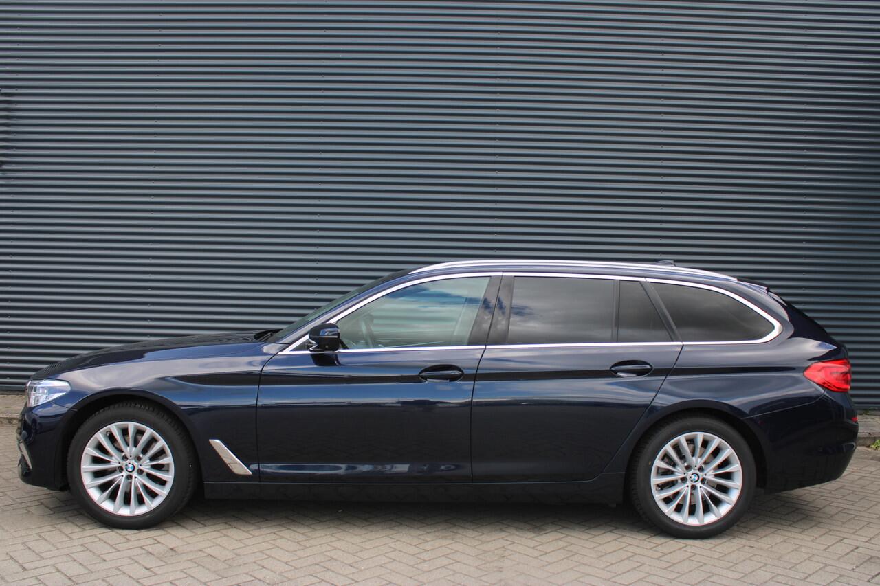 BMW 5-SERIE Touring 520i Luxuryline Full-Led Comfort-Zetels Dakota-Leer 360-Camera