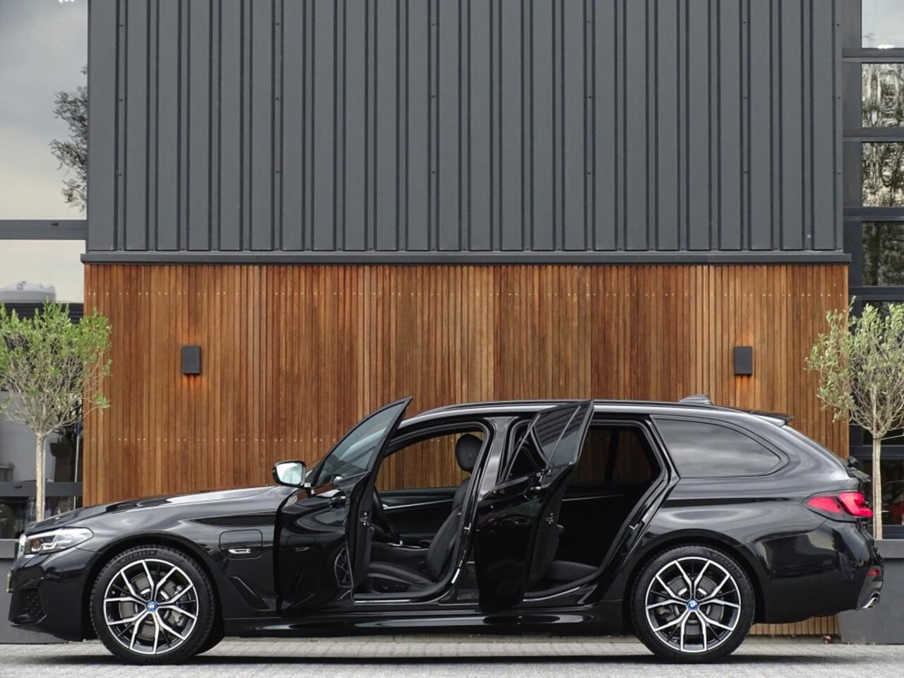 BMW 5-SERIE 530e 292PK / M-sport / Morel Audio / ACC / 2022