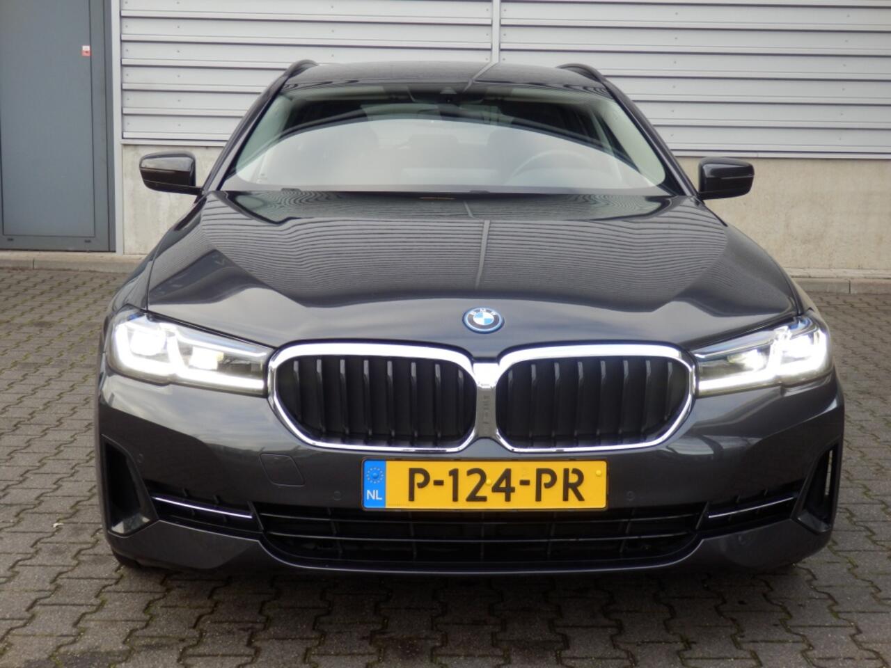 BMW 5-SERIE Touring 520e Business Edition Plus I Hybride I Electr. verst. lederen sp
