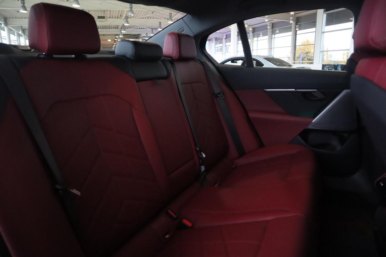 BMW 5-SERIE Sedan 520i Driving Assistant | Achteruitrijcamera