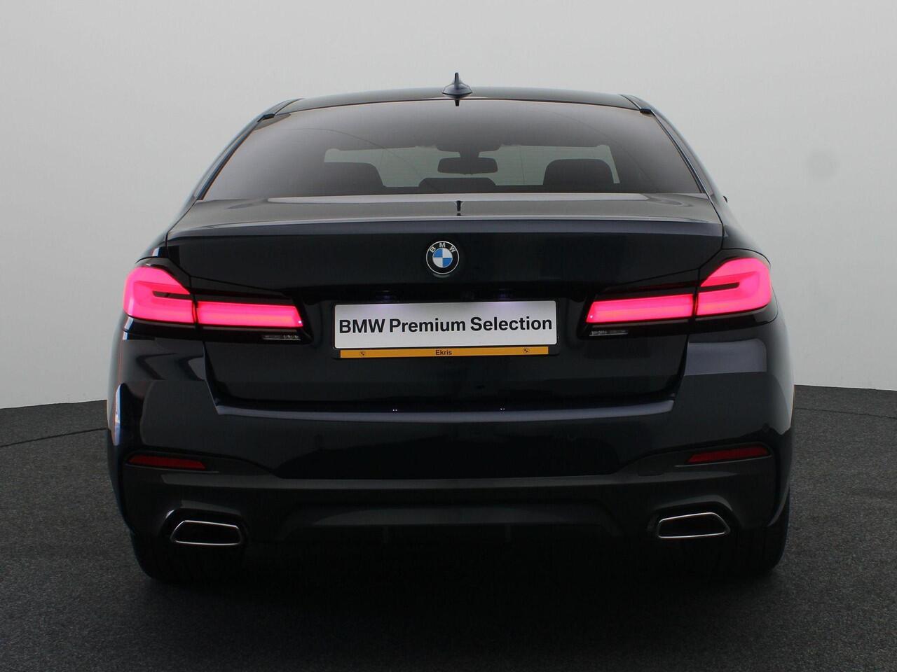 BMW 5-SERIE Sedan 540i M Sportpakket | 4-zone airco | Head-Up Display | Harman Kardon | Driv Ass Prof | 20"