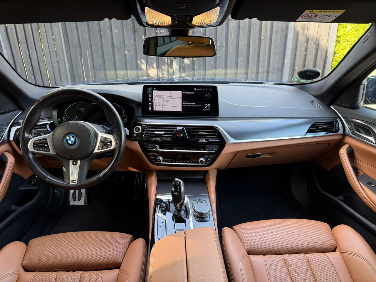 BMW 5-SERIE Touring 530e Executive Trekhaak M sport