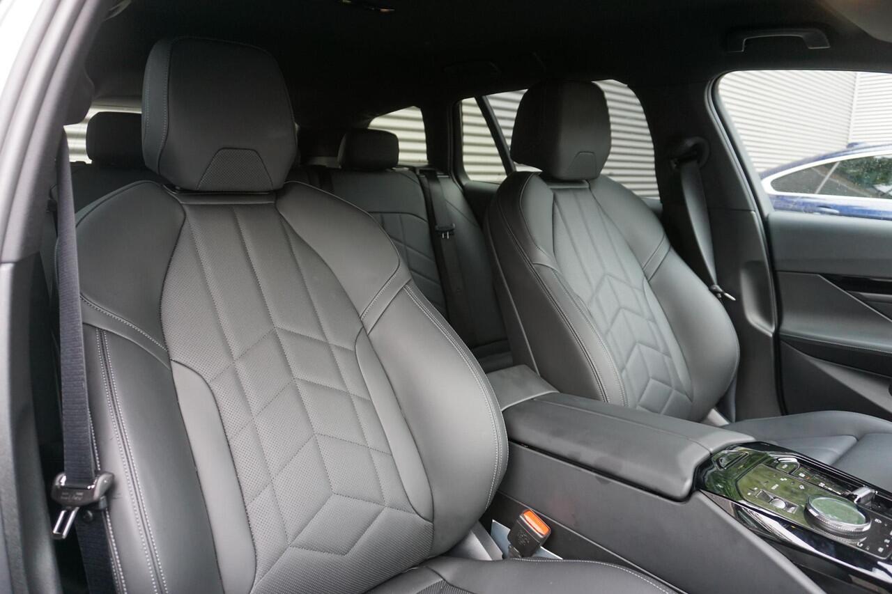 BMW 5-SERIE Touring 530e | M Sportpakket | Trekhaak | Driving Assistant Plus