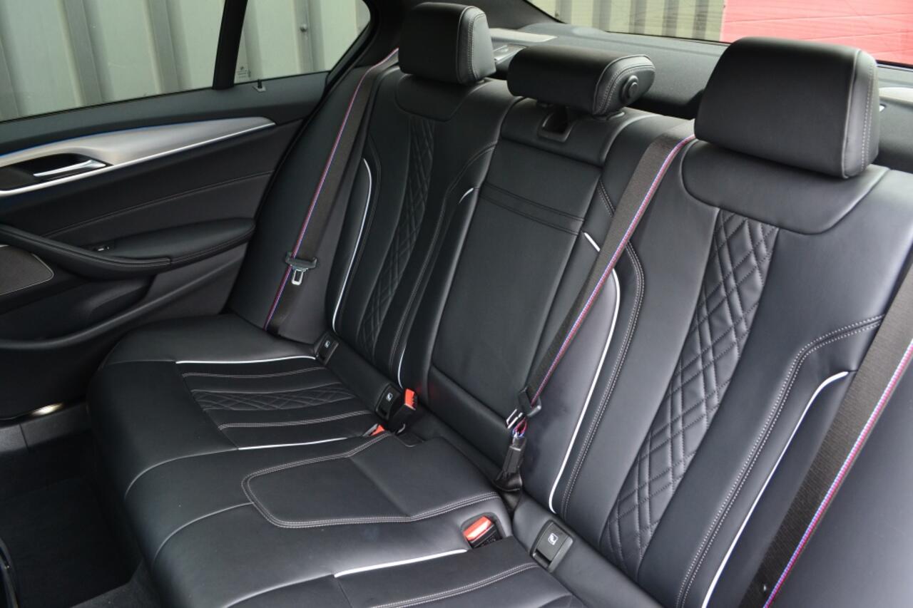 BMW 5-SERIE 530e High Exe M-Sport Laser/HUD/20''/ACC/Camera