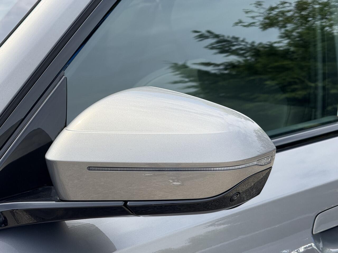 BMW 5-SERIE 550e xDrive | M-Sport Pro | 21'' | Panorama | Bowers & Wilkins | Driv. Ass. Prof.