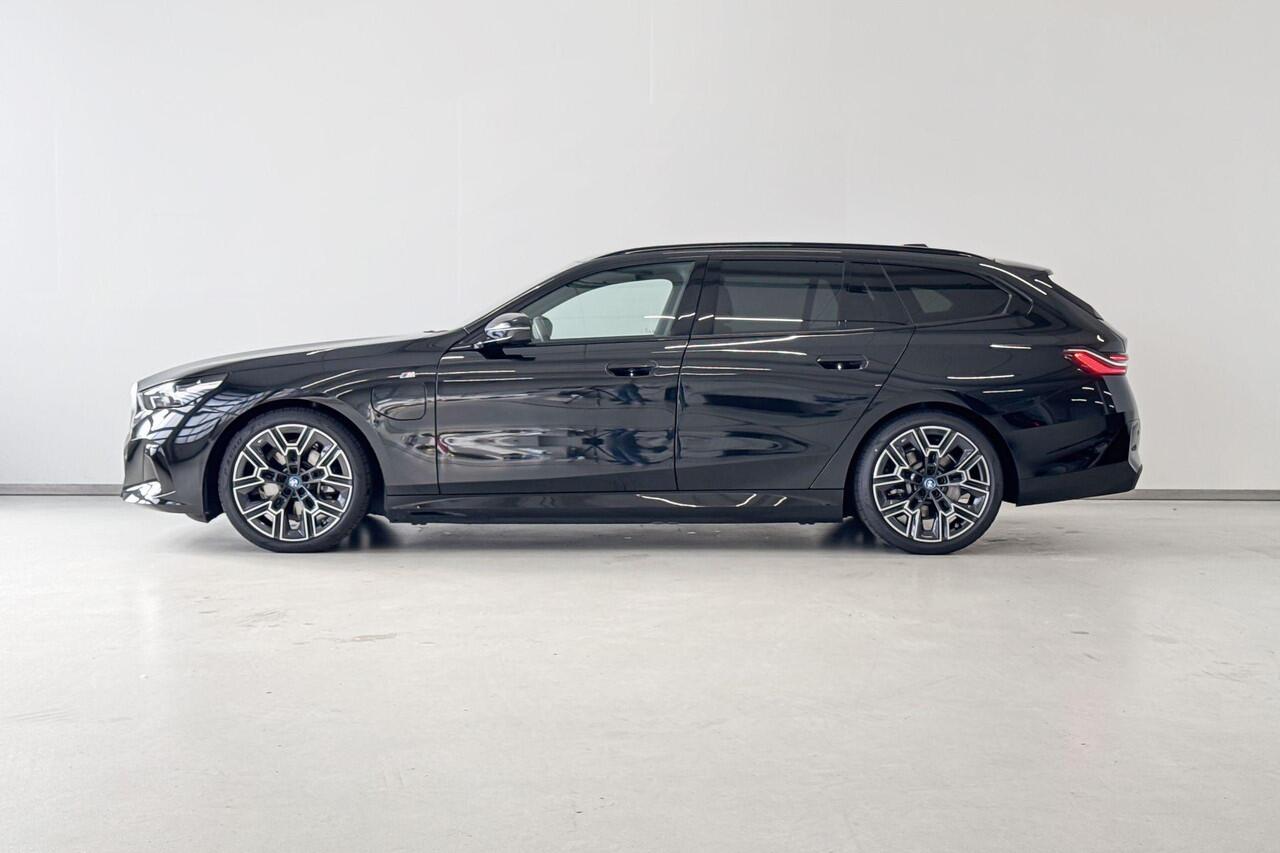 BMW 5-SERIE Touring 530e Travel Pack M Sportpakket Aut.