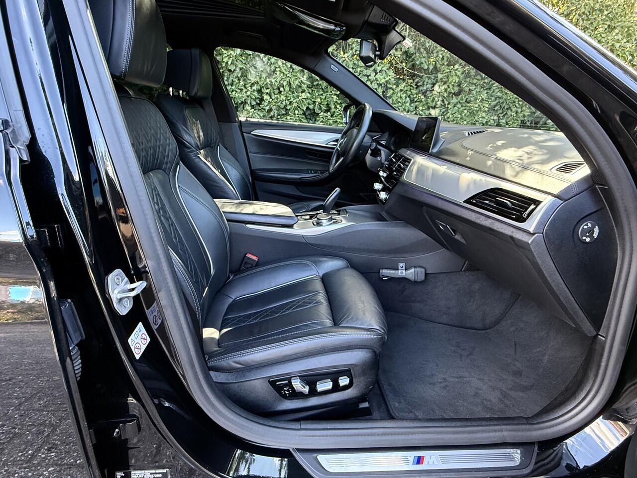 BMW 5-SERIE 520i High Exe I 20" INDIVIDUAL I Nappa I NL Auto