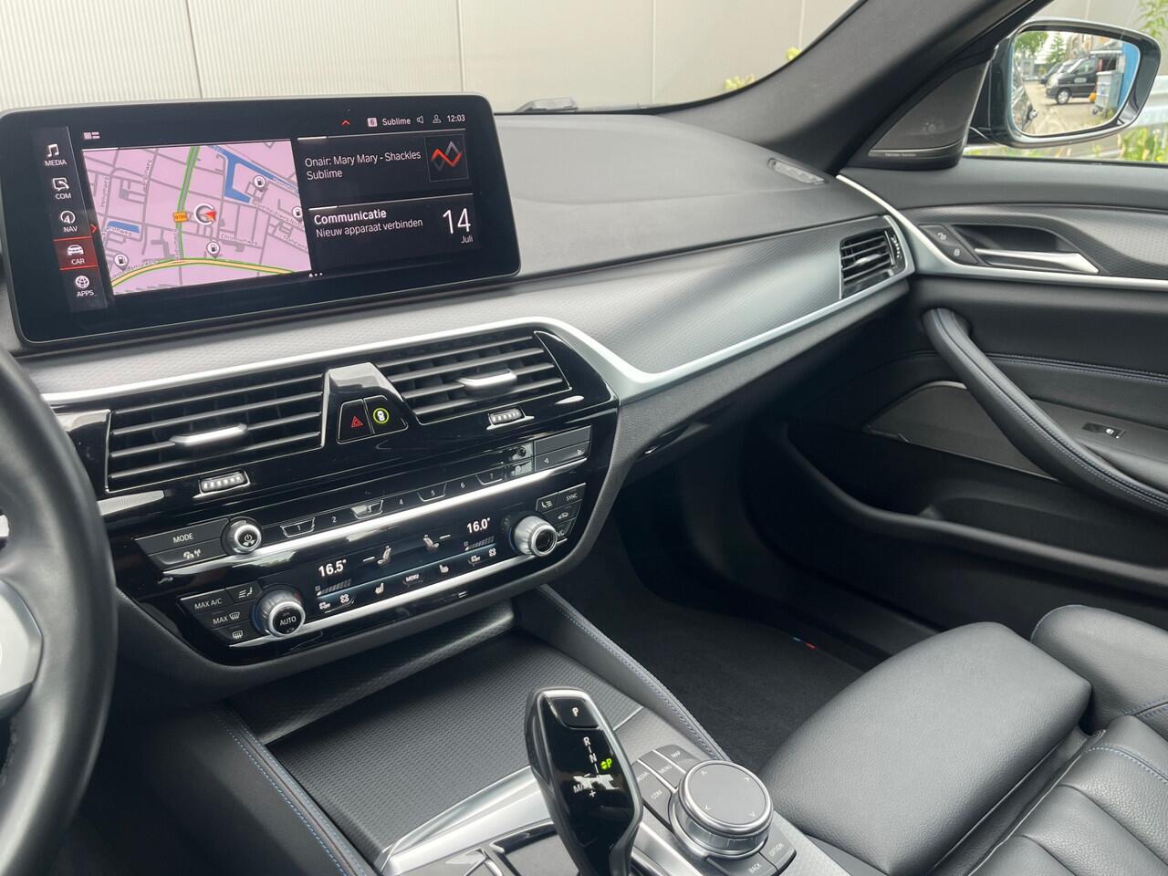 BMW 5-SERIE M550i xDrive Service Inclusief Plus Garantie tot 24-04-2027