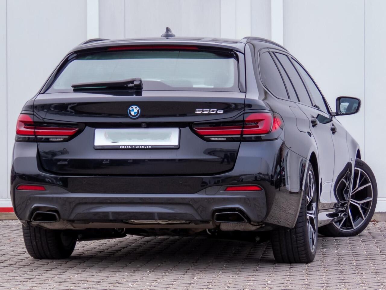 BMW 5-SERIE Touring 530e M-SPORT ** LASER, LEDER, PANORAMA, TREKH, HuD, 19-inch LMV ** 1e EIG - UNFALLFREI - BMW GAR ** ** INFORMEER OOK NAAR ONZE AANTREKKELIJKE FINANCIAL-LEASE TARIEVEN **