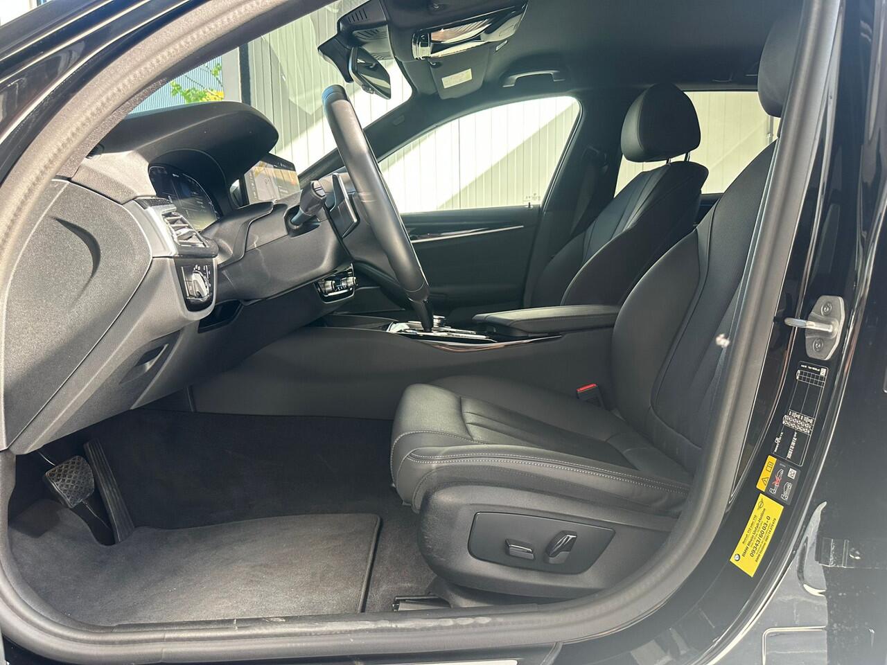 BMW 5-SERIE Touring 530e xDrive Business Edition Plus Headup/Laser/Harman-Kardon/Leder/Cam