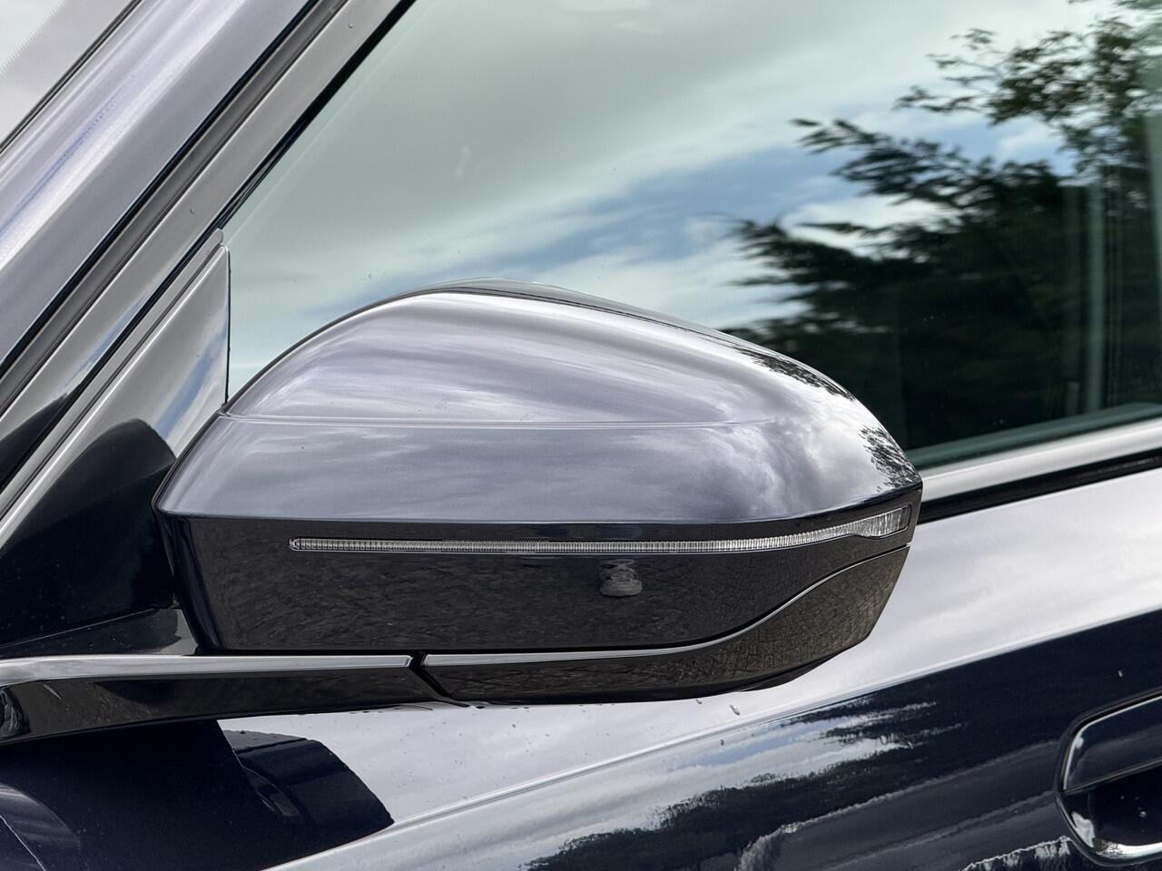 BMW 5-SERIE Touring 530e | M-Sport | Elek. Trekhaak | Camera | 20'' | Driv. Ass. Plus