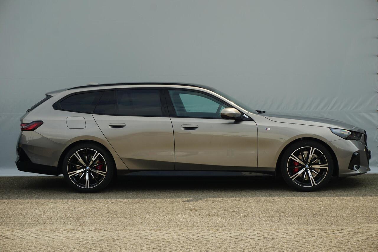 BMW 5-SERIE Touring 530e M Sportpakket Pro 20'' / Panoramadak / Stoelventilatie / Harman Kardon / Trekhaak | Ekris Selection