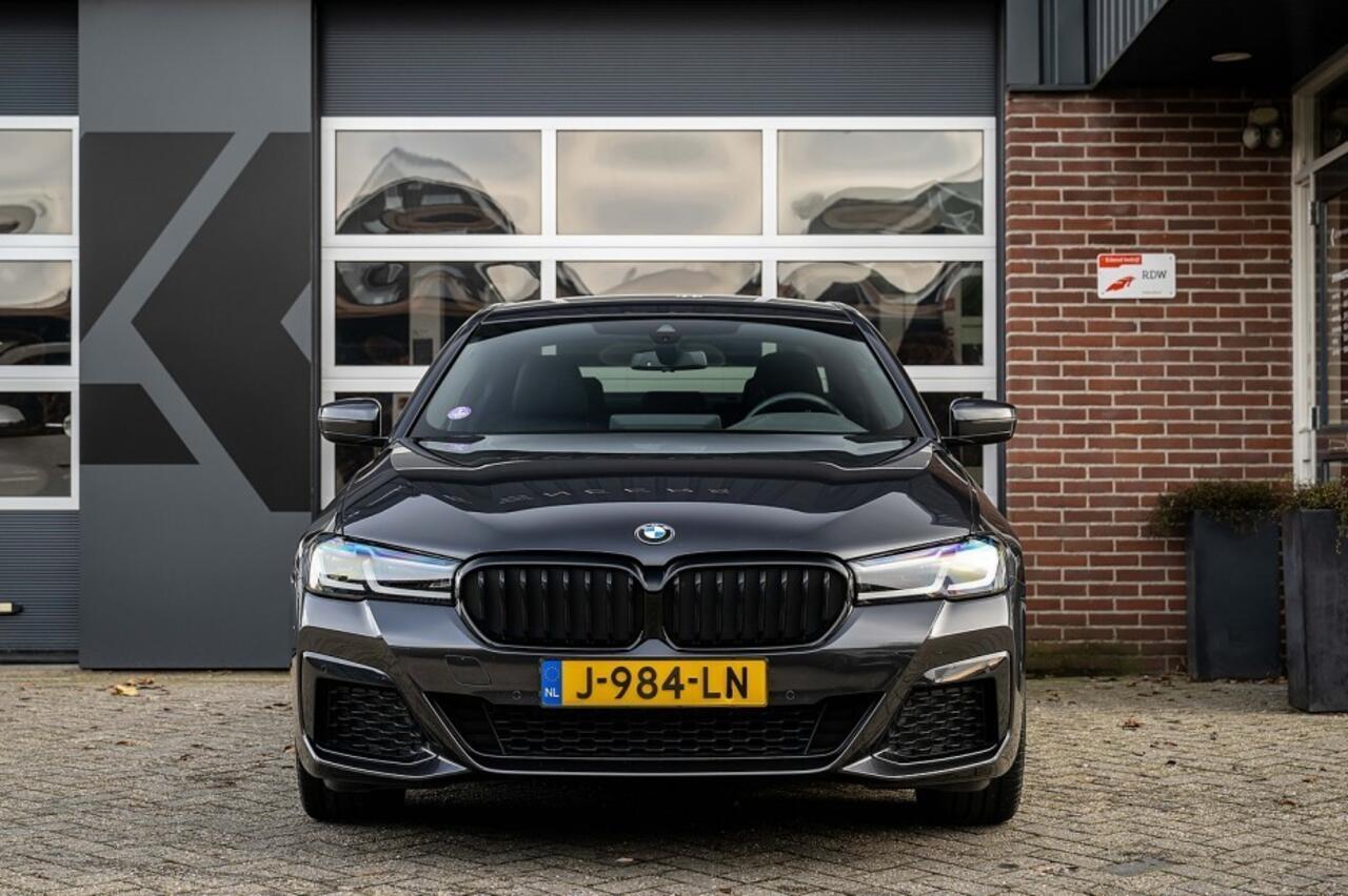 BMW 5-SERIE 530 530e High Executive | NAP | M-Sport | Shadow | Laser | Leder | Hifi-audio | Memory | Stoelventilatie | Elek. stoel | 18' inch |