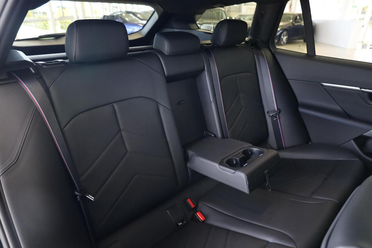 BMW 5-SERIE Touring 520i | M Sportpakket Pro | Equipment Pack Pro | Travel Pack