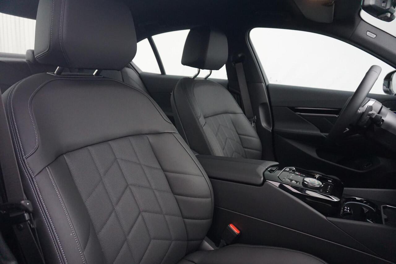 BMW 5-SERIE Sedan 520i | M Sportpakket | Equipment Pack Professional | Travel Pack | Comfort Pack | Ekris Selection