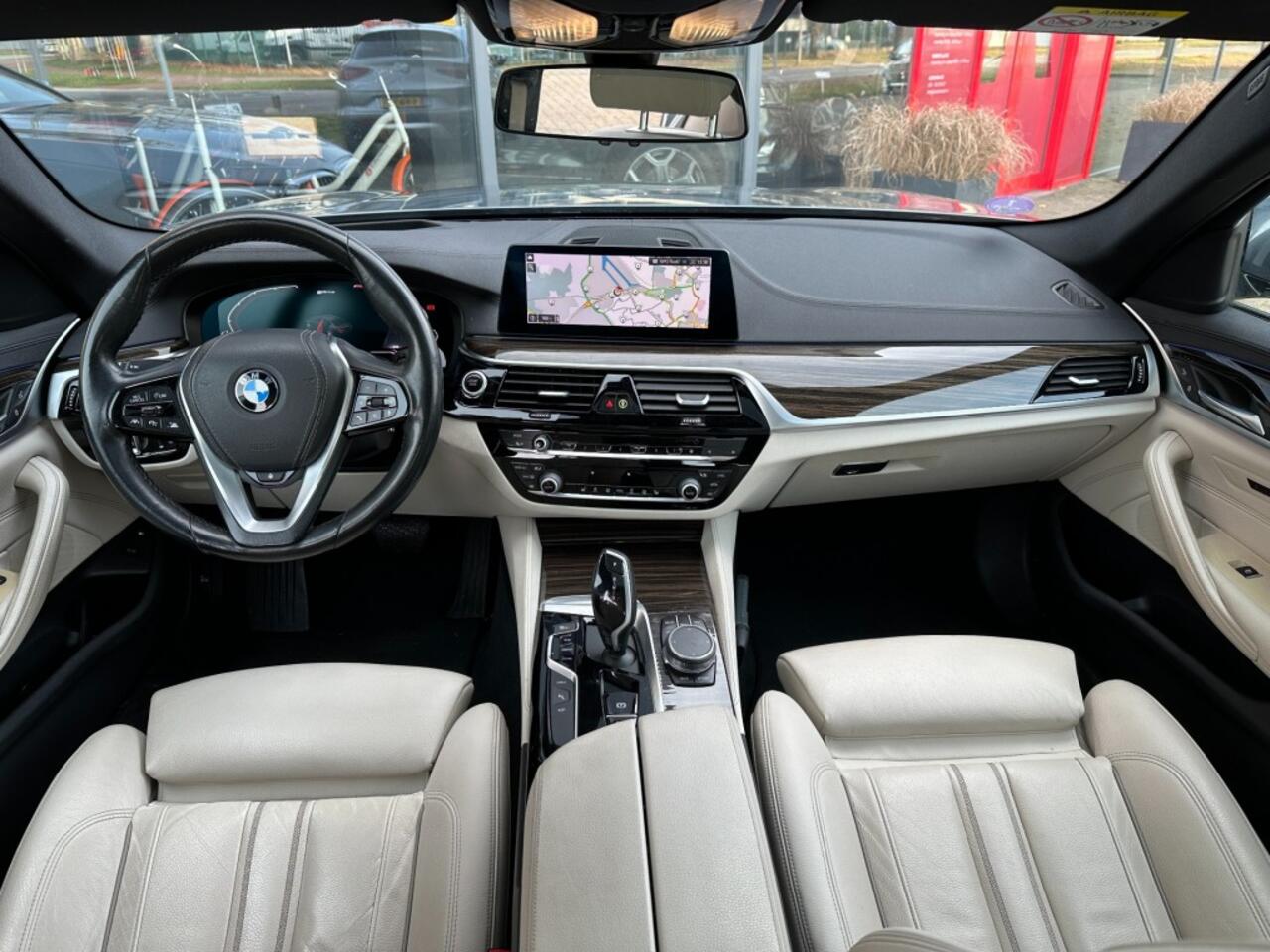 BMW 5-SERIE 530e xDrive iPerformance High Executive Luxury