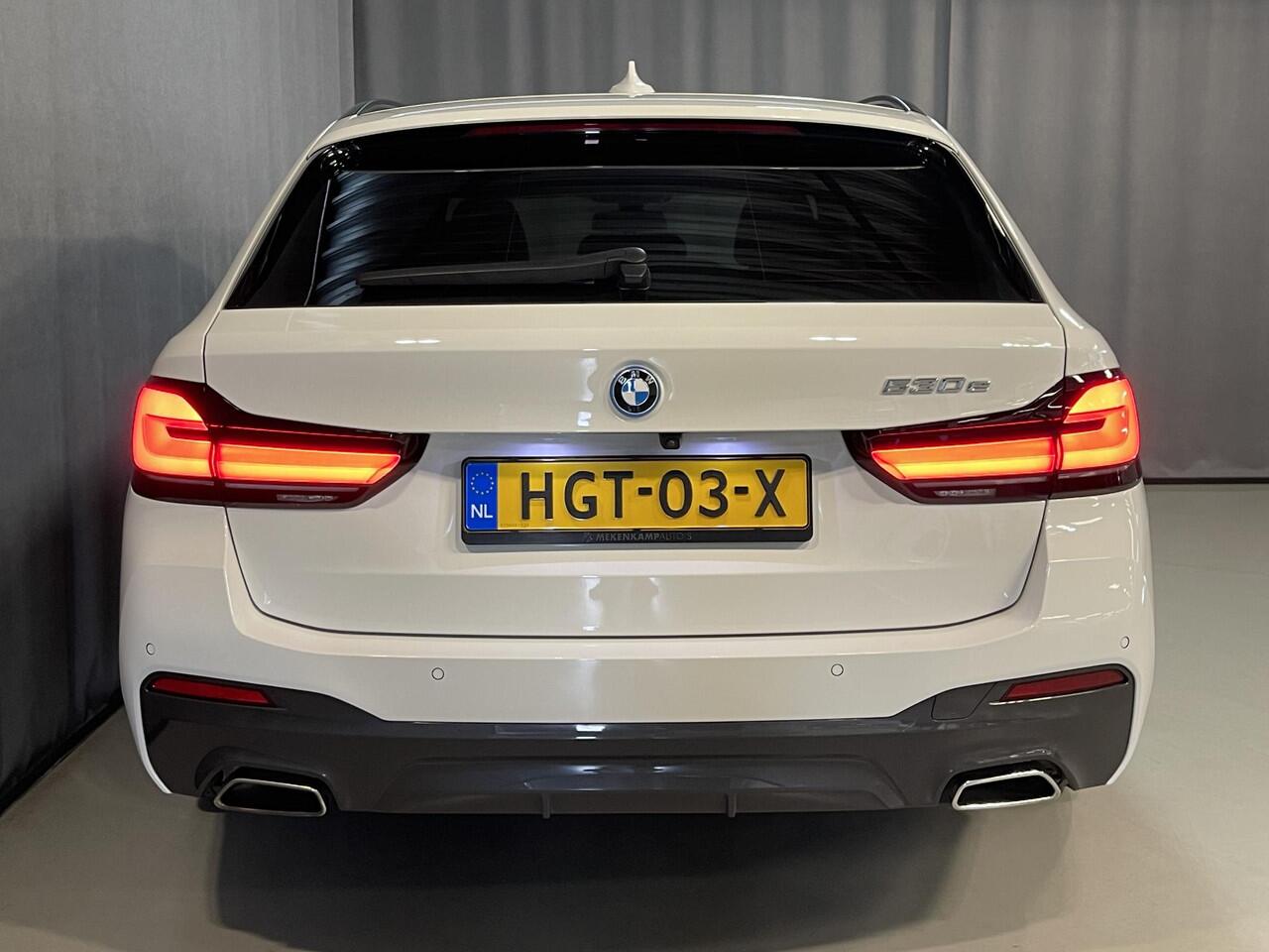 BMW 5-SERIE Touring 530e High Executive M Sport 18"/Panoramadak/Laser LED/Adaptief onderstel/Head-up/Keyless/Stoelverwarming/Adaptieve cruise/Dodehoek/Camera/Apple Carplay & Android Auto/HiFi