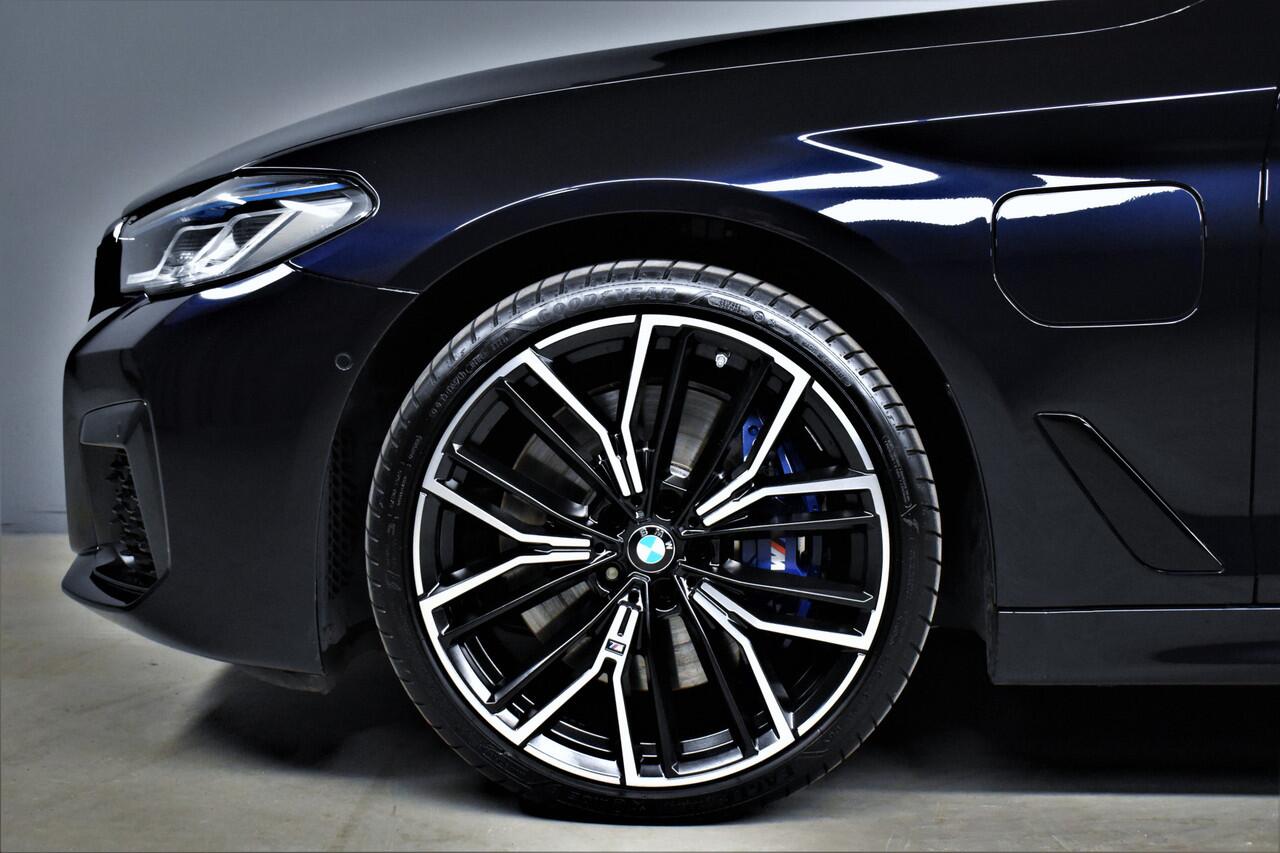 BMW 5-SERIE 545e 394pk xDrive M-Sport Pano/Laser/M5.Zetels/H.Kardon/360Camera/Memory/Head-up/Keyless