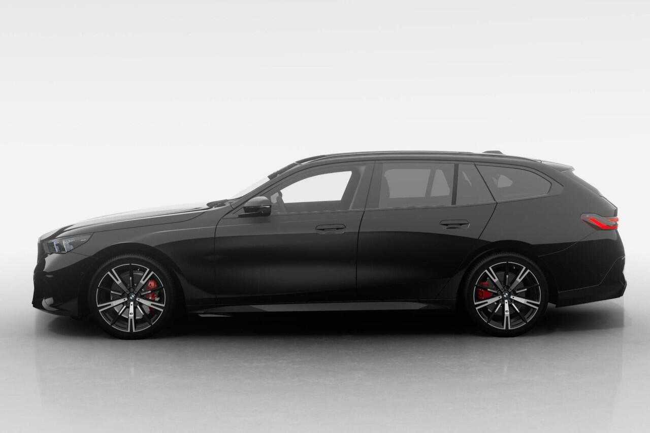 BMW 5-SERIE Touring 520i | M Sport Pro | Innovation Pack | Travel Pack | Comfort Pack | Trekhaak