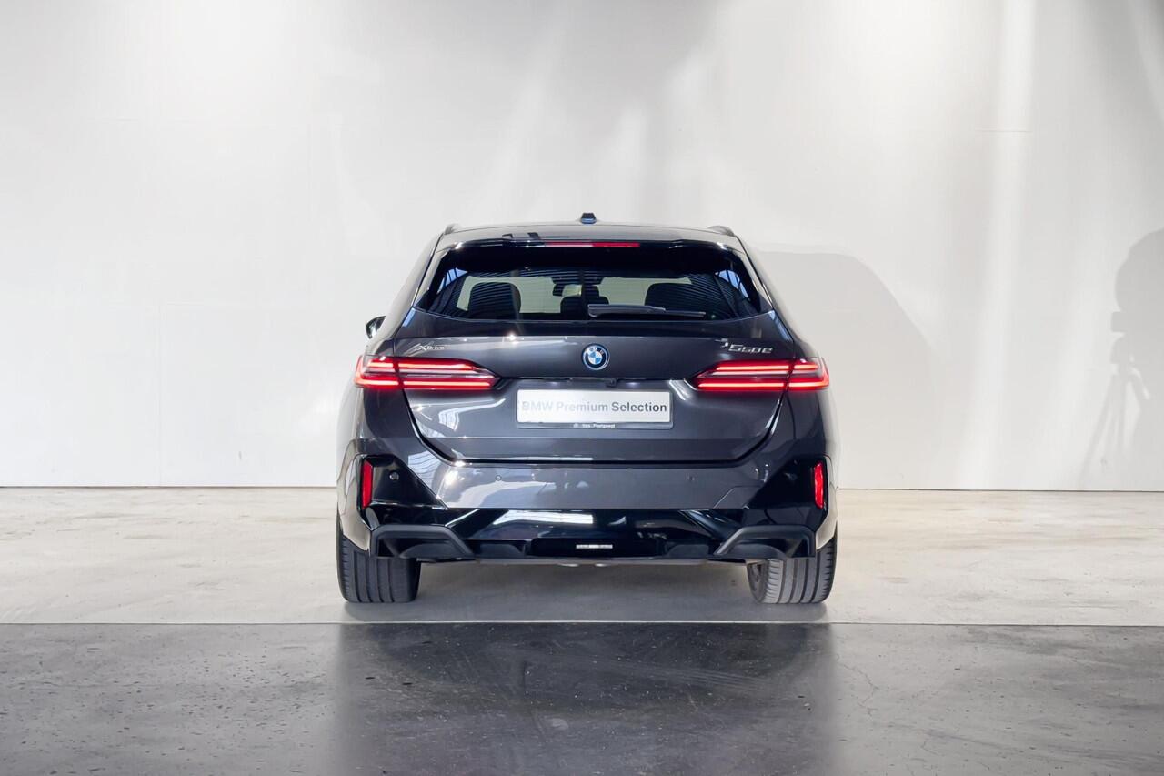 BMW 5-SERIE Touring 550e xDrive Innovation Pack M Sportpakket Pro Aut.