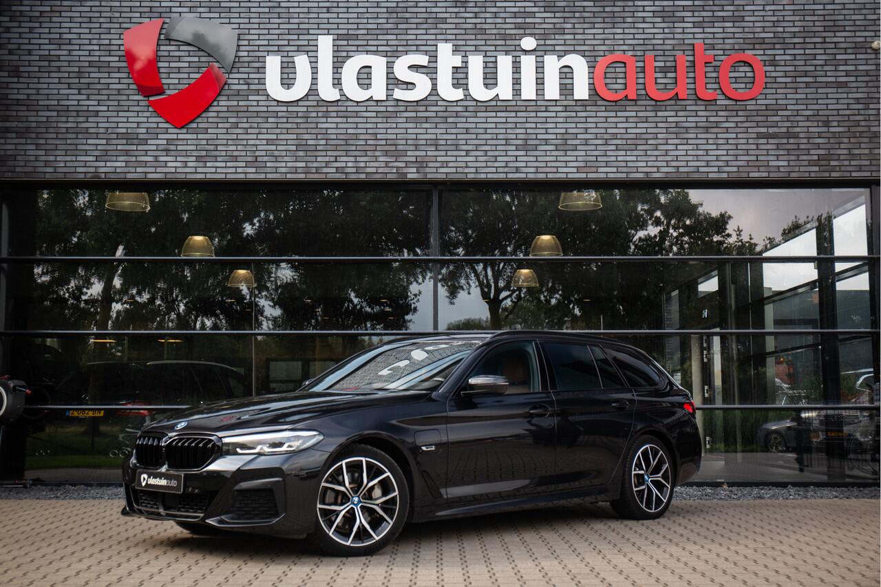 BMW 5-SERIE Touring 530e M-Sport , Shadowline, Adaptive Cruise, Trekhaak, Eerste eigenaar