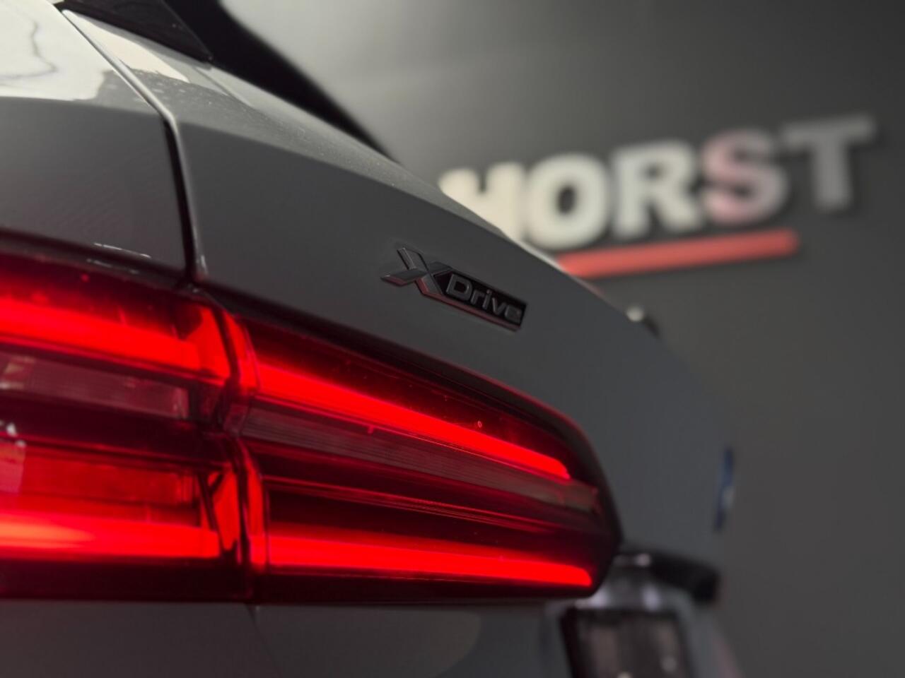 BMW 5-SERIE 530eX-Drive M-Sport 299pk Pro-20 inch trekhaak pano key-less