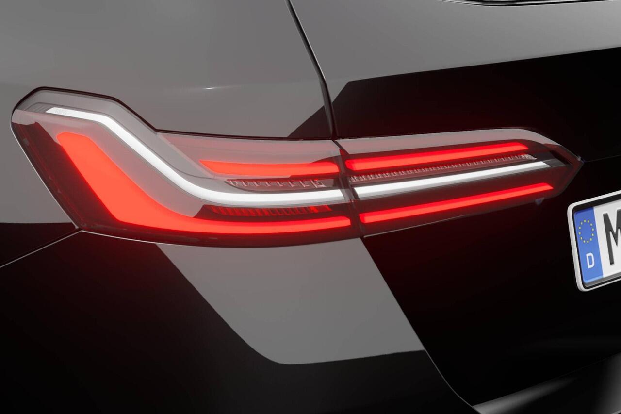 BMW 5-SERIE Touring 520i | M Sport | Travel Pack | Comfort Pack