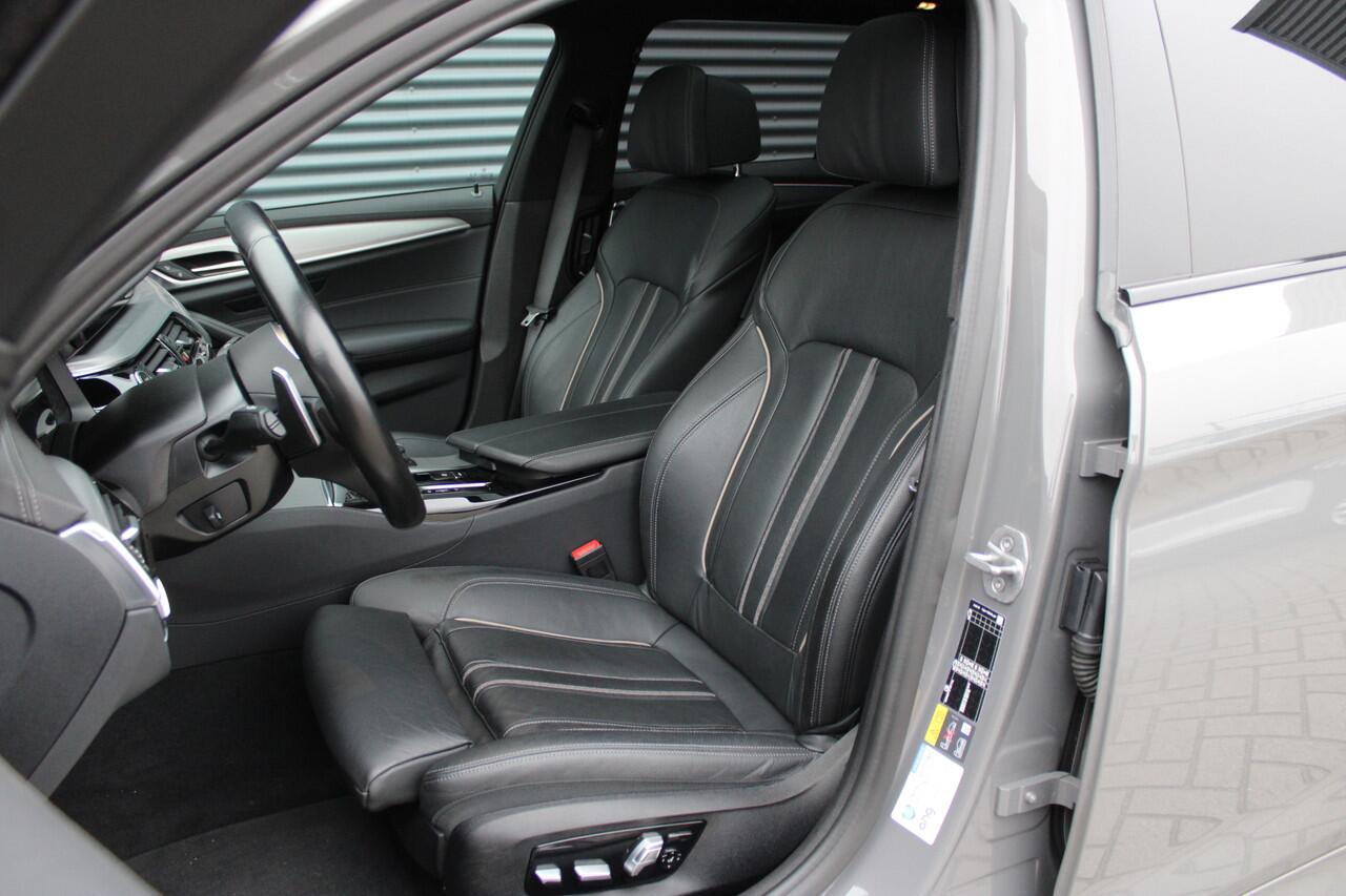 BMW 5-SERIE Touring 530e xDrive M-Sport Active Steering Laser Pano Vol-Leder Head-up