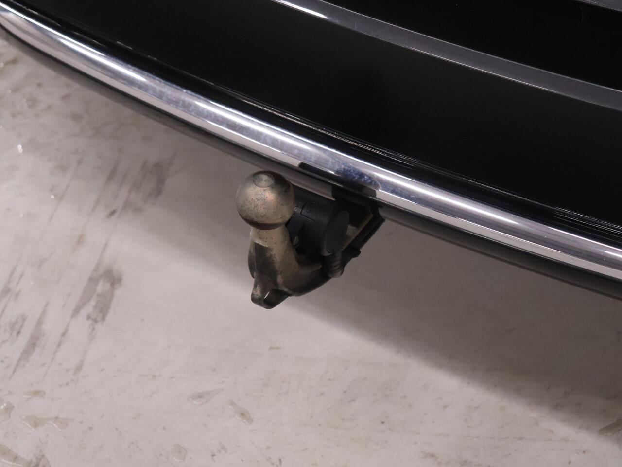 BMW 5-SERIE Touring 520i M Sport [CAMERA, APPLE CARPLAY, MEMORY SEATS, M STUURWIEL,TREKHAAK WEGKLAPBAAR, ANDROID AUTO, VOL LEDER, NIEUWSTAAT]