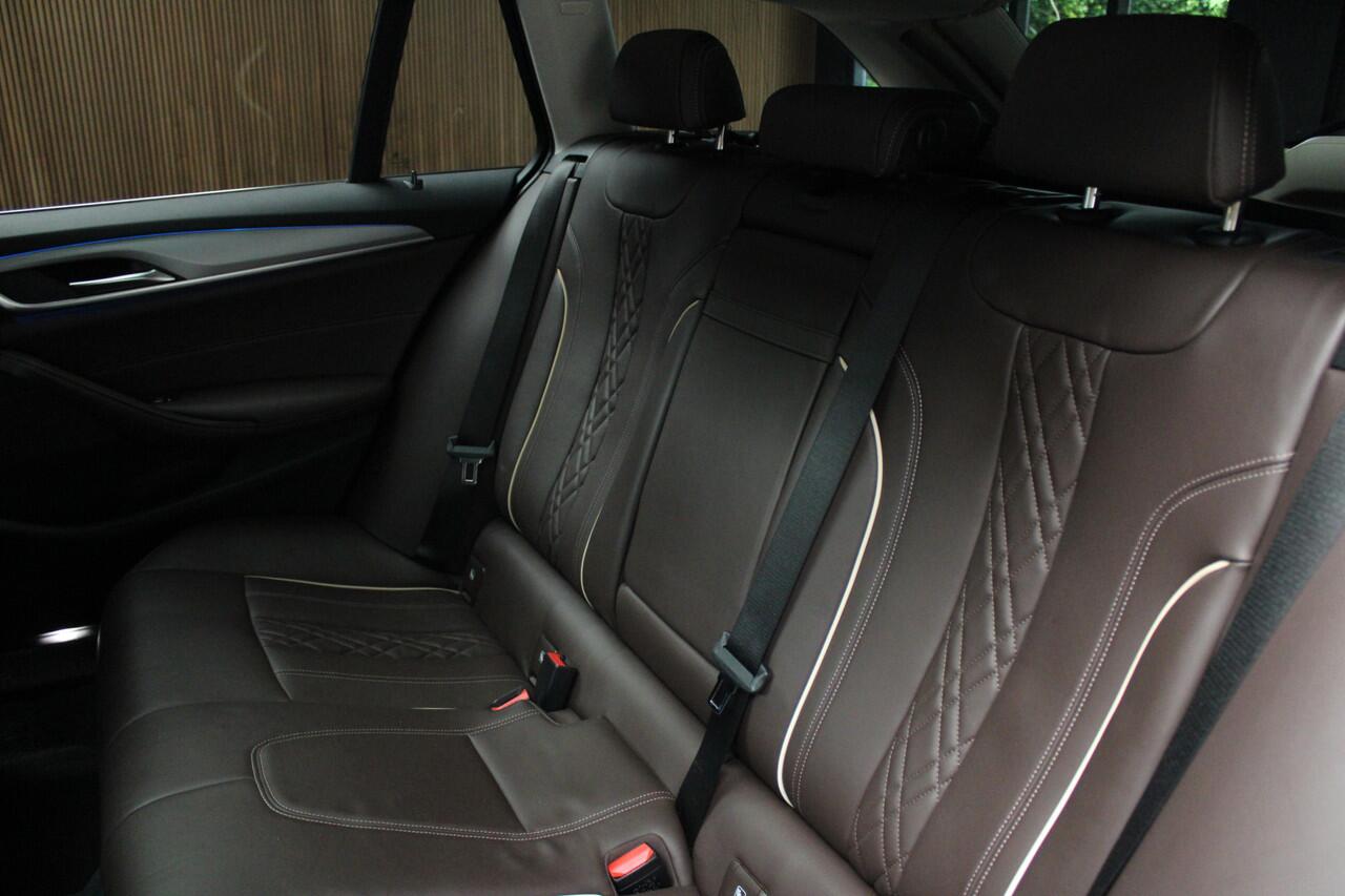 BMW 5-SERIE Touring 530e xDrive Panodak Leder Camera Memory ACC Elektr. achterklep Virtual Carplay LED Stoelverwarming DAB