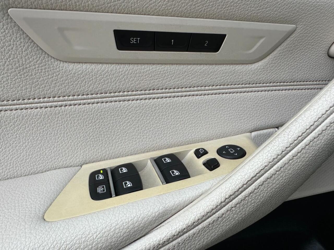 BMW 5-SERIE 530e xDrive iPerformance High Executive Luxury