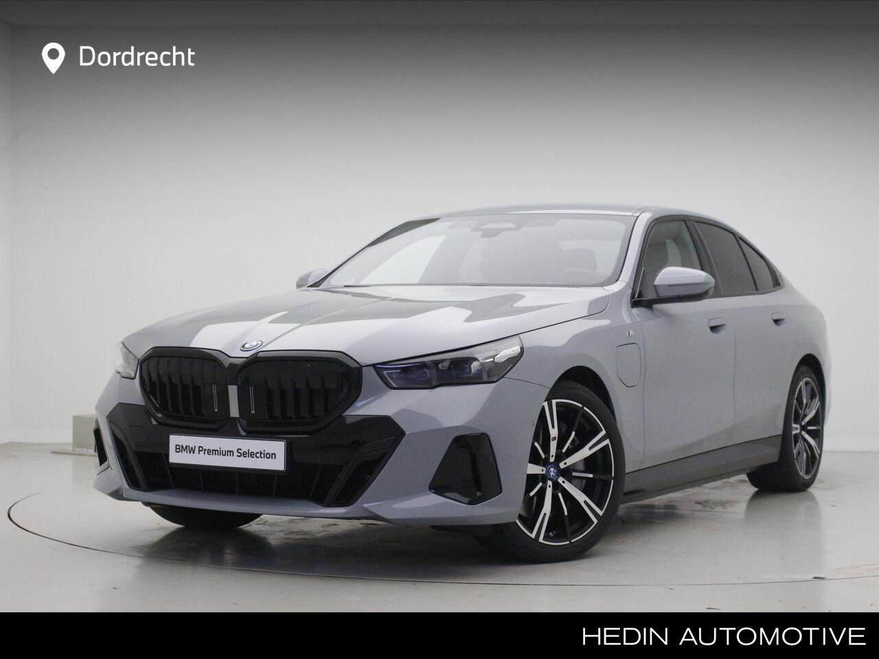 BMW 5-SERIE 550e xDrive M-Sport | Trekhaak | CoPilot | 20" | Bowers & Wilkins Surround | 489 pk