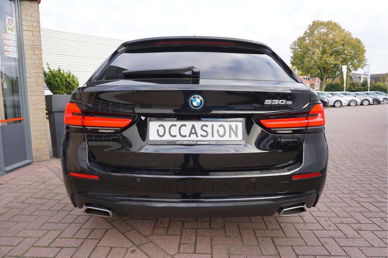 BMW 5-SERIE Touring 530e Business Edition Plus Sensatec