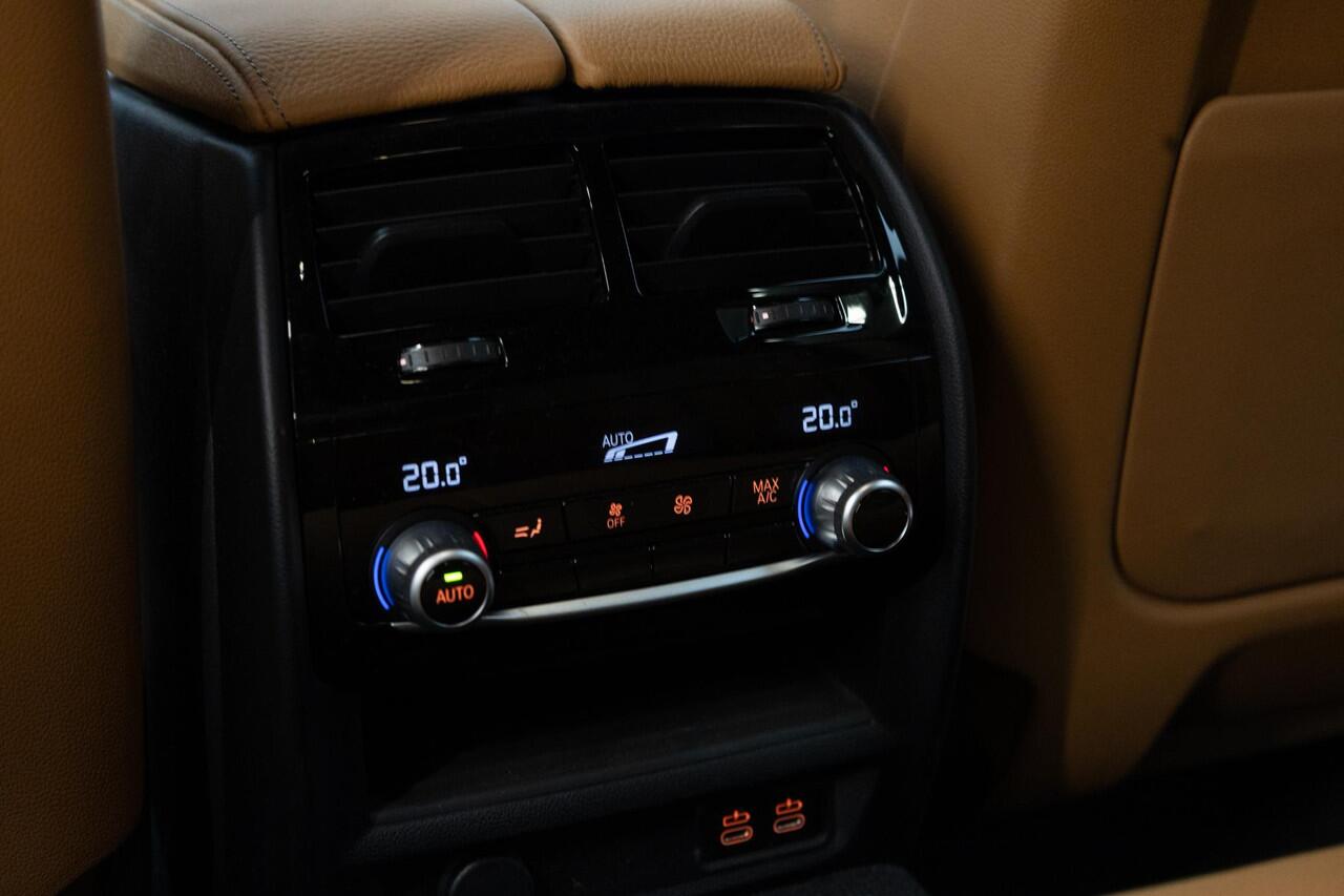 BMW 5-SERIE Touring 530e Executive | Driving Assistant | Head Up | Leder |