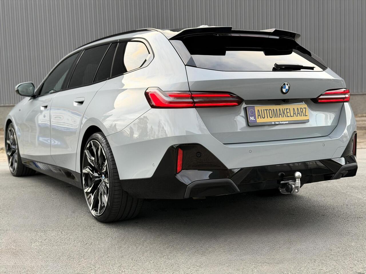 BMW 5-SERIE Touring 520i M Sport Pro Brooklyn 21" H&K PANO LASER