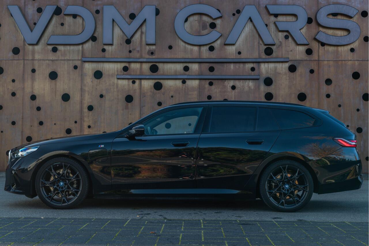 BMW 5-SERIE Touring 530e | M-Sportpakket | Comfort Pack | 21" M Performance | Innovation Pack | Trekhaak |