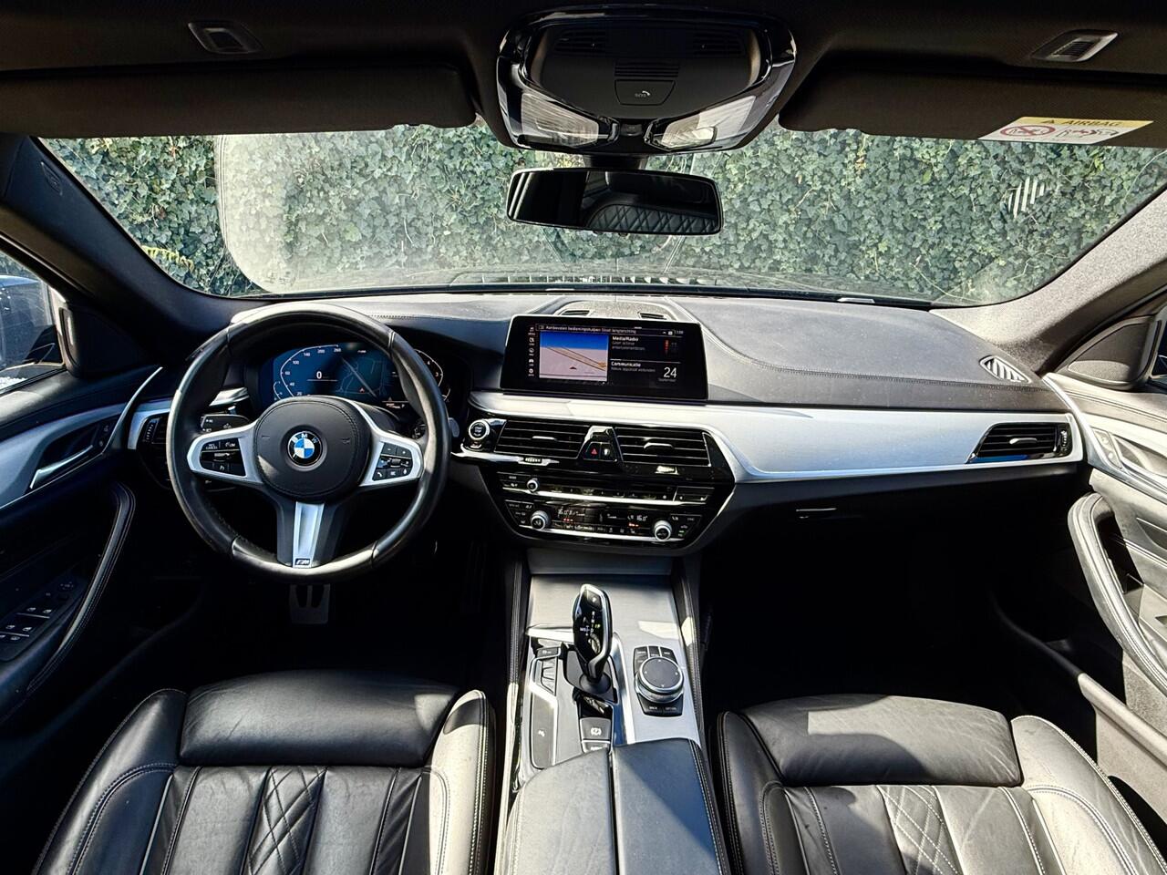 BMW 5-SERIE 520i High Exe I 20" INDIVIDUAL I Nappa I NL Auto