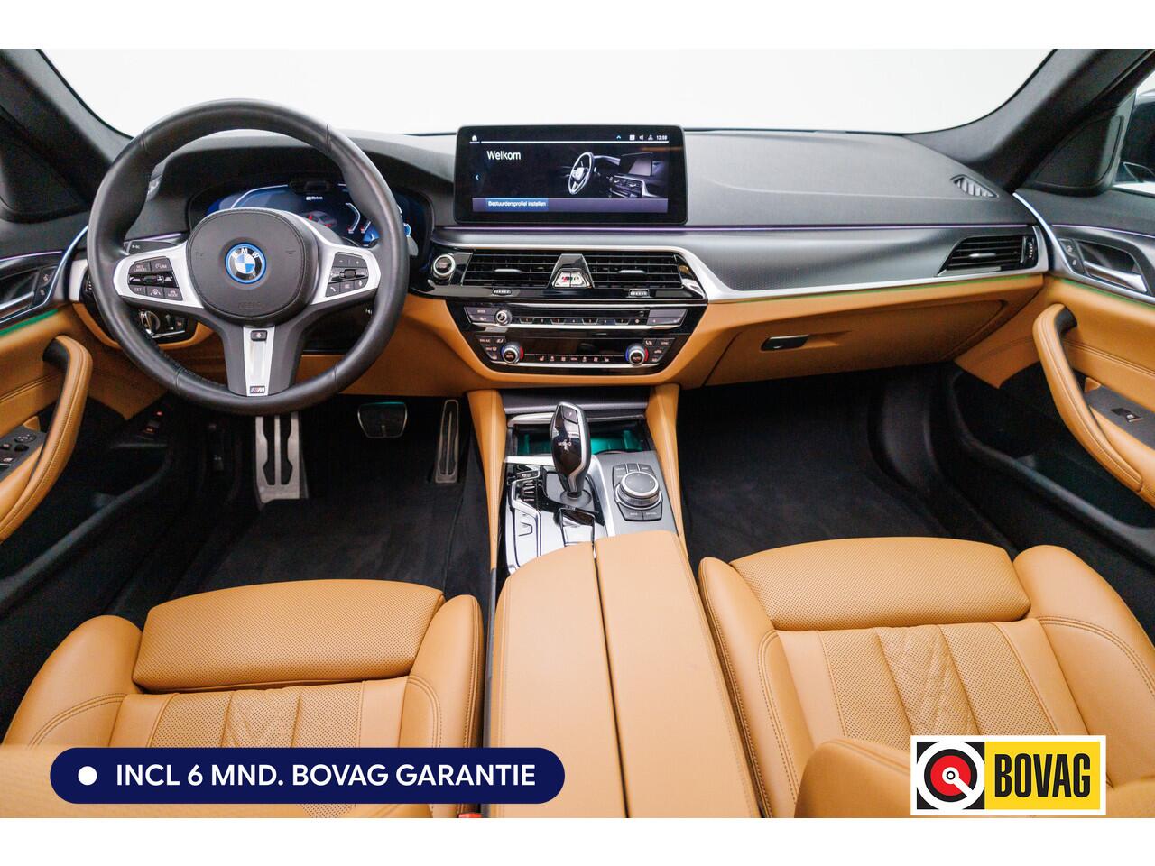 BMW 5-SERIE 545e xDrive High Exec. M-sport Black Edition 394 PK automaat | Open Dak | Trekhaak elec. | 360 Camera, Stoel- en stuurverwarming