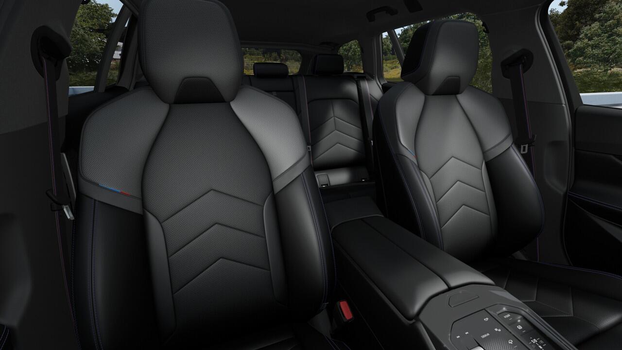 BMW 5-SERIE Touring 530e M Sport Automaat / Trekhaak / Achteruitrijcamera / Adaptieve LED / Parking Assistant / Stoelverwarming