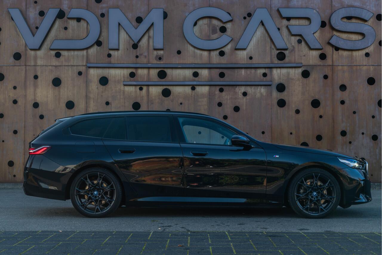 BMW 5-SERIE Touring 530e | M-Sportpakket | Comfort Pack | 21" M Performance | Innovation Pack | Trekhaak |