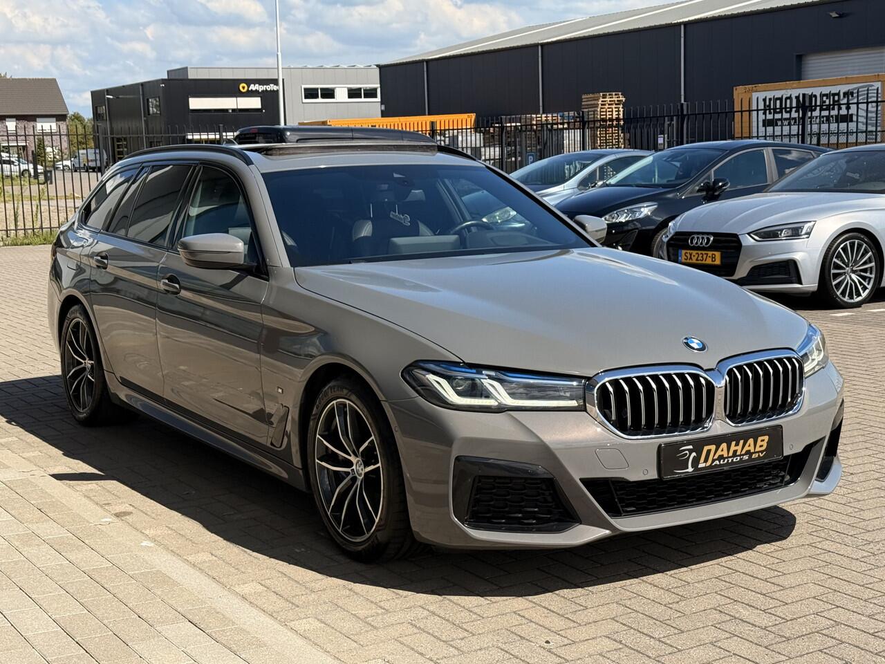 BMW 5-SERIE Touring 530i High Executive M-Sport | Pano | Headup | Laser