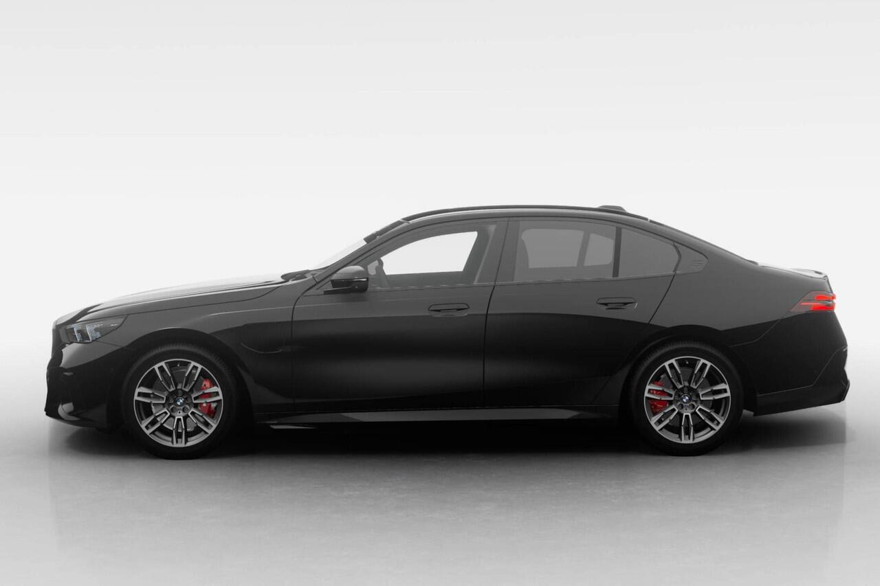 BMW 5-SERIE Sedan 530e M Sport Edition | M Sport Pro | Innovation Pack | Travel Pack | Comfort Pack